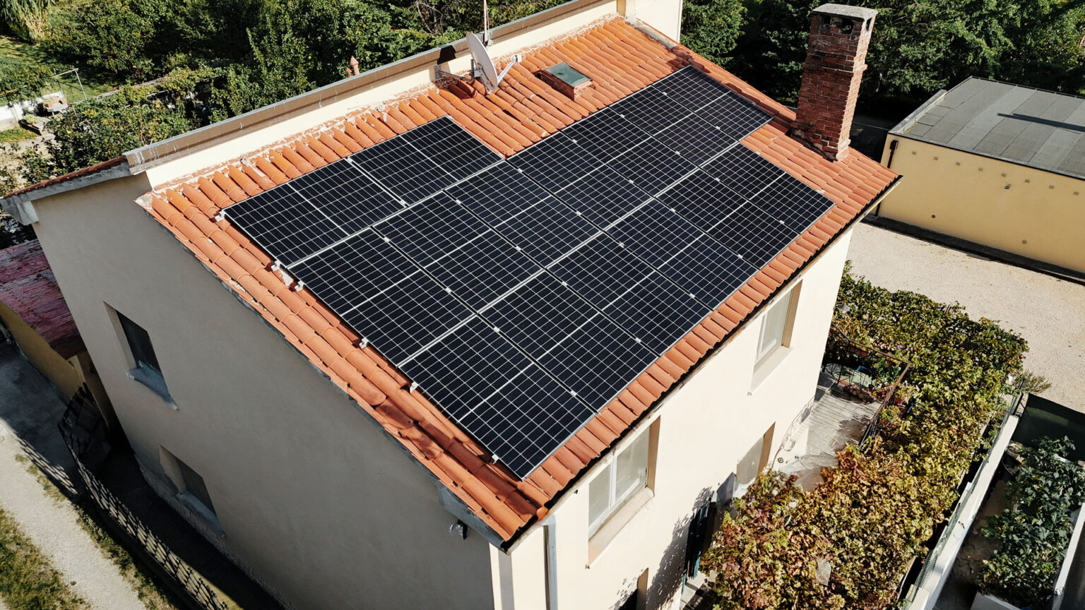 Tabo Energia, Impianto fotovoltaici - 115 – Gino V.