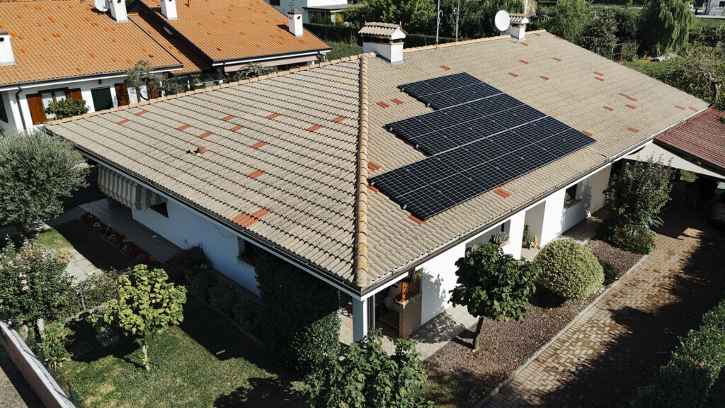  Fotovoltaico Friuli-Venezia Giulia Varmo, UD