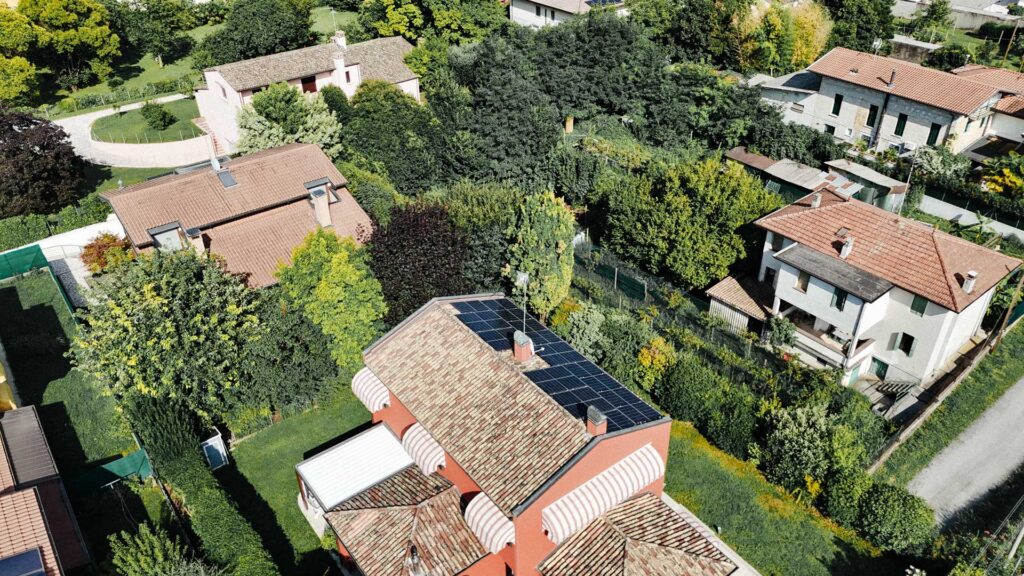  Fotovoltaico Friuli-Venezia Giulia Cordenons, PN