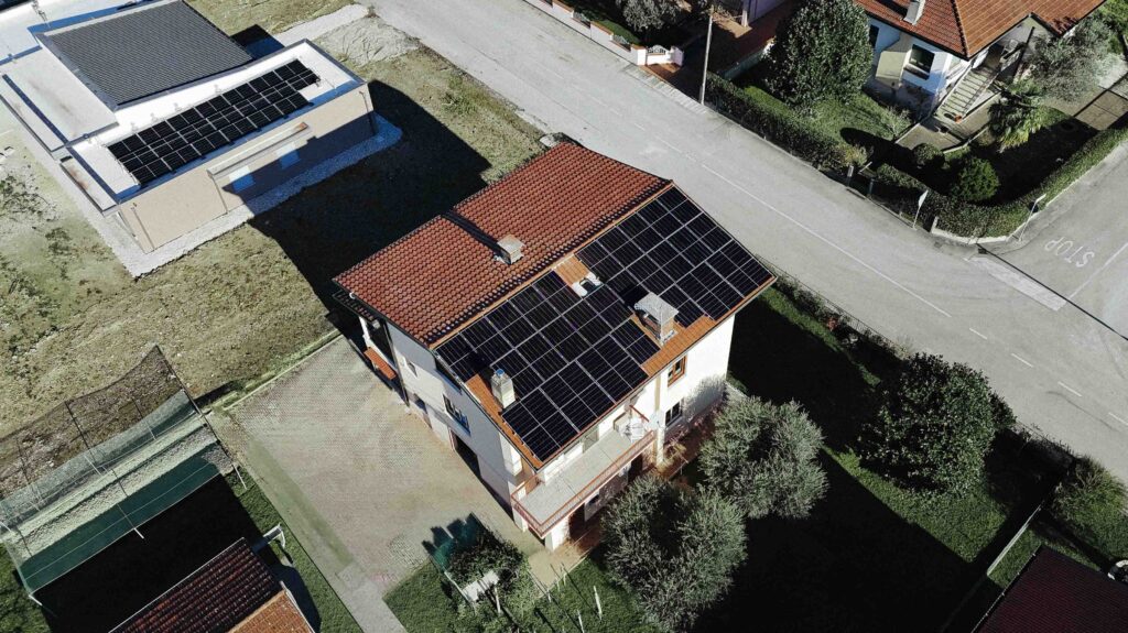  Fotovoltaico Friuli-Venezia Giulia Fiume Veneto, PN