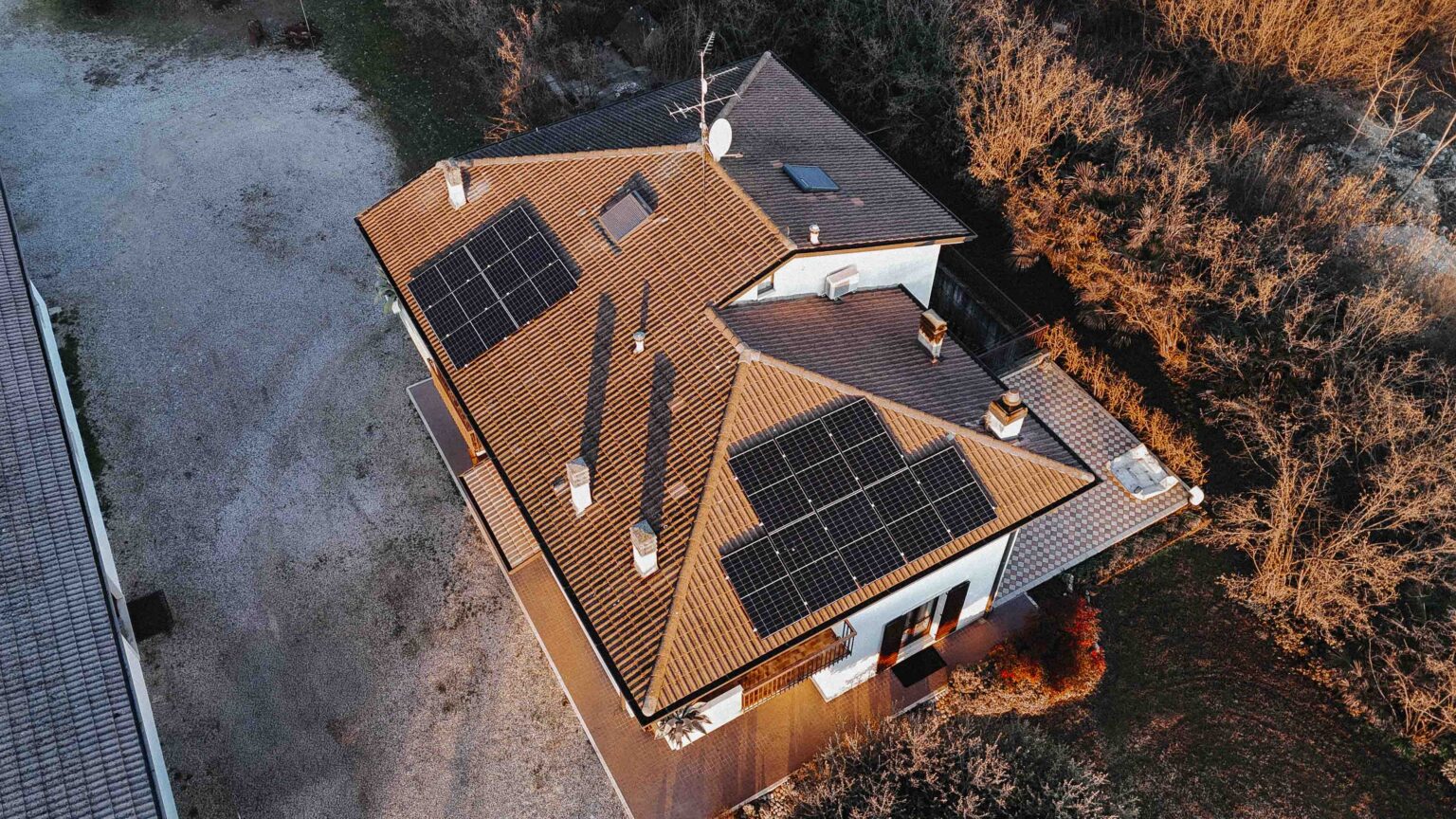Tabo Energia, Impianto fotovoltaici - 556 – Luca C.