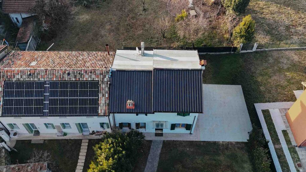  FotovoltaicoTetto Friuli-Venezia Giulia Roveredo in Piano (PN)