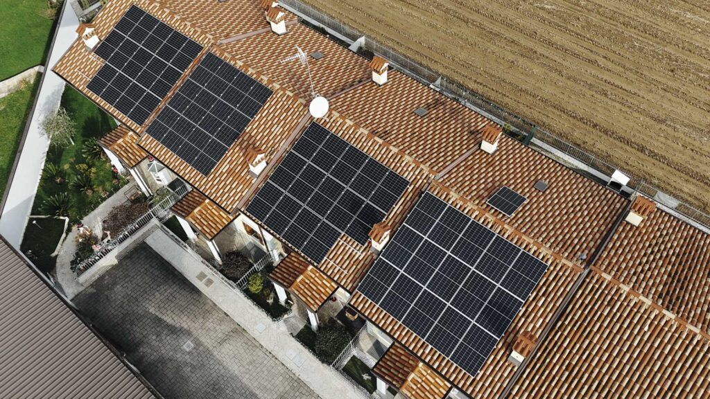  Fotovoltaico Friuli-Venezia Giulia Santa Maria la Longa, UD